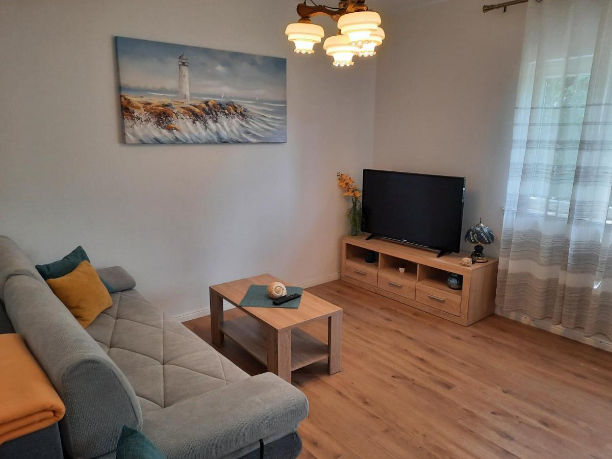 Apartmani Marta Marina Eksteriør billede